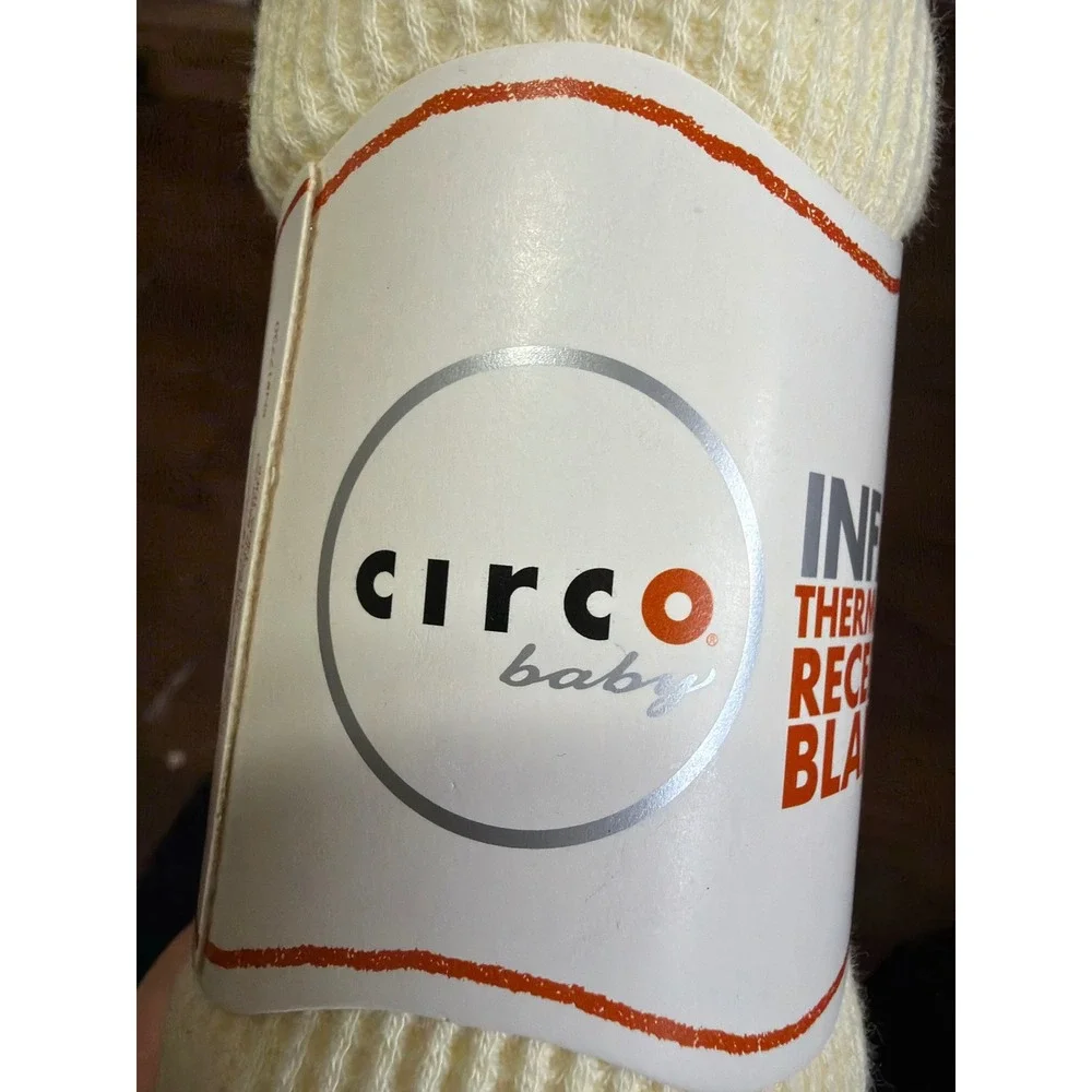 NEW Vintage Y2K Circo Baby  Thermal Knit Receiving Blanket Yellow Noahs Ark